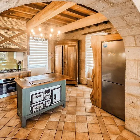 Jolie Maison Avec Piscine Feriehus