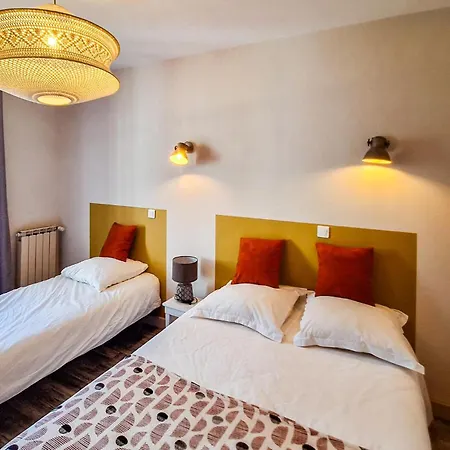 Jolie Maison Avec Piscine *