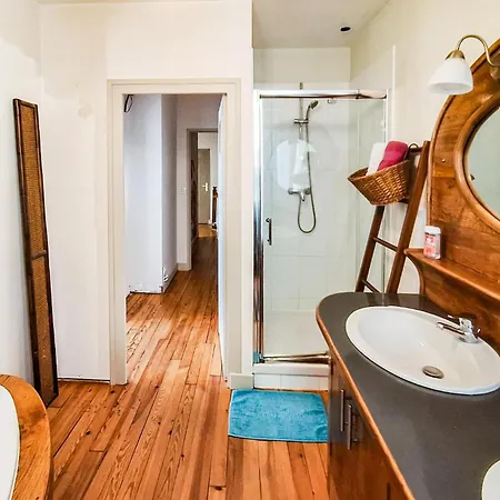 Jolie Maison Avec Piscine *